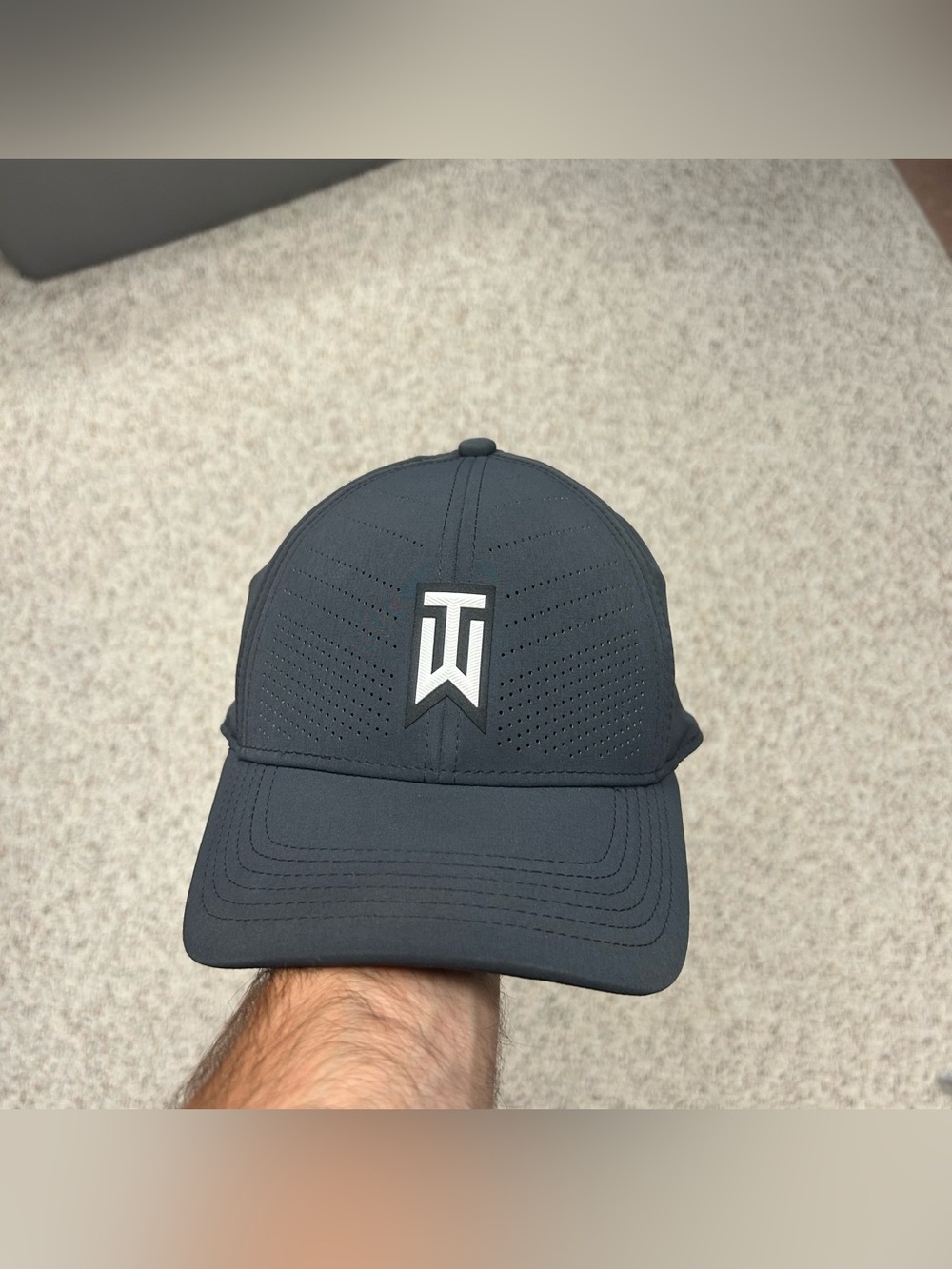 Tiger Woods Nike Heritage 86 Flex Fitted Black Mesh Breathable Golf Cap Hat L/XL